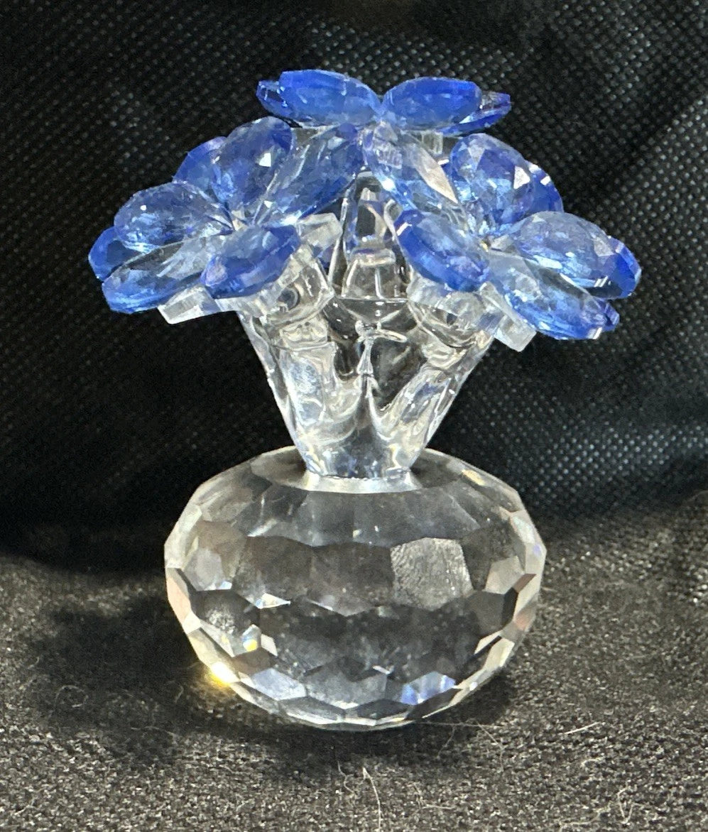 H&D Crystal Blue Forget-Me-Not Bouquet With Prism Base