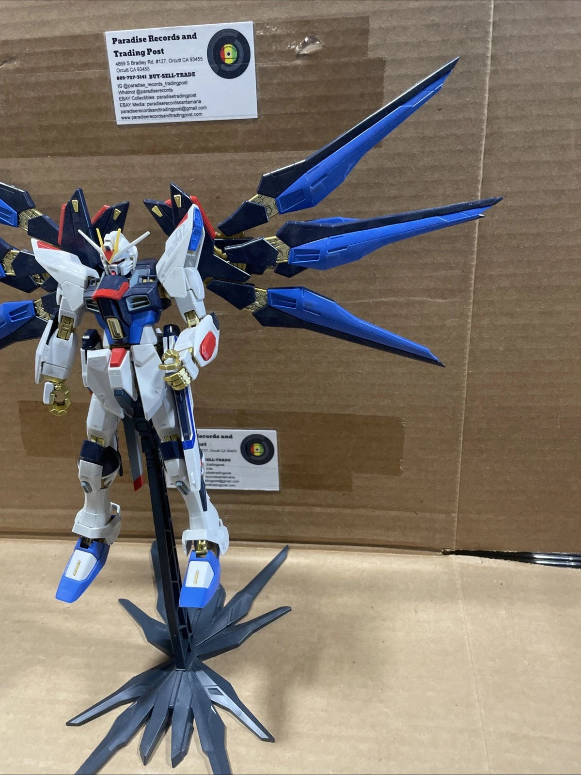 Bandai Strike Freedom Gundam built Model Kit Figure with Stand No Box No Manual