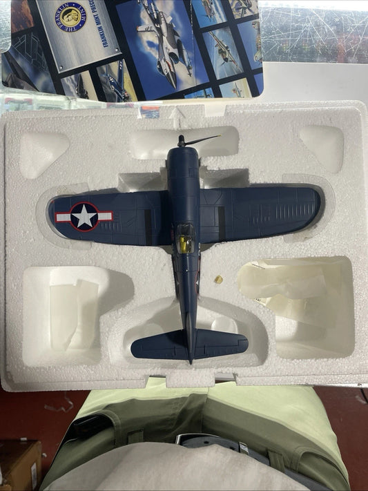 Franklin Mint 98023 B11B810 F4U Corsair US Marines VMF-214 302 Broken Propeller