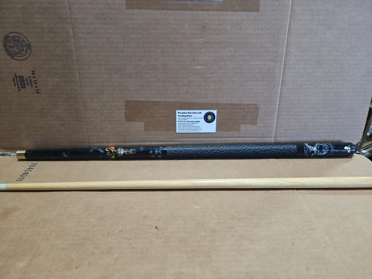 Players Pool Cue With Bag Dragon Theme