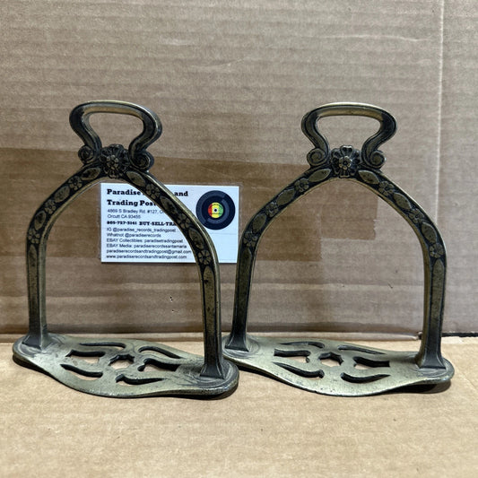 GERMANIA WESTERN SADDLE STIRUPS (2) WITH METAL SIDES HORSE TACK- VINTAGE