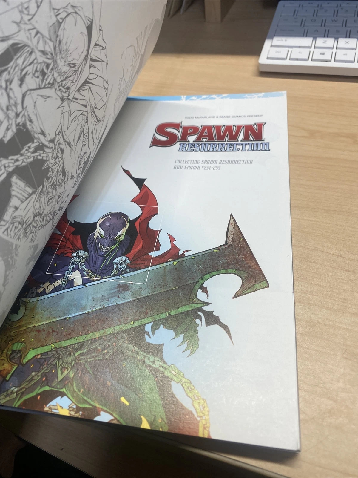Spawn: Resurrection Volume 1 : Resurrection Volume 1 by Brian Wood, Todd...