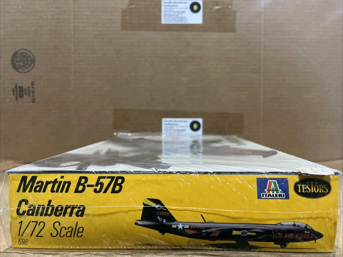 Testors B-57B Canberra 1:72 Model Aircraft Kit c1985 Sealed-READ