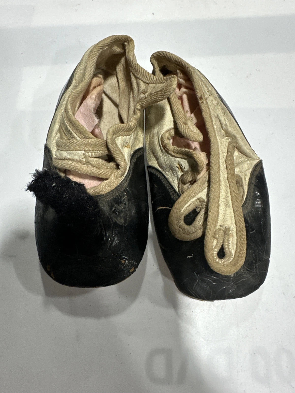 Antique White & Black Baby Toddler Shoes 3 Button Up leather Soles 19th-20th Cen