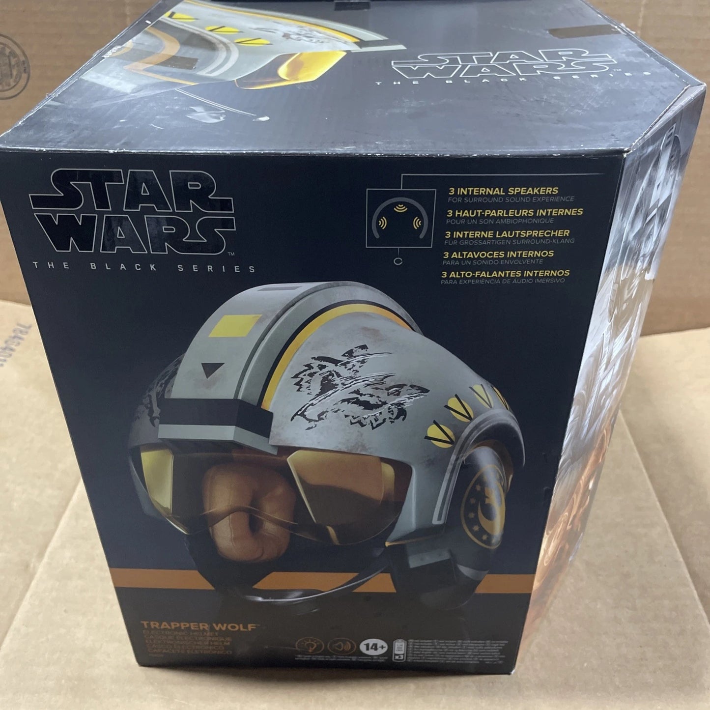 Hasbro Star Wars Black Series Mandalorian TRAPPER WOLF Helmet Open Box