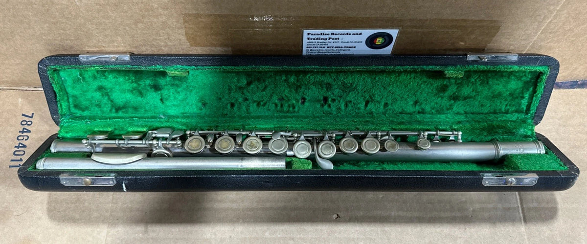 C.G. CONN Model 10-0 Unibody Flute Missing Piece