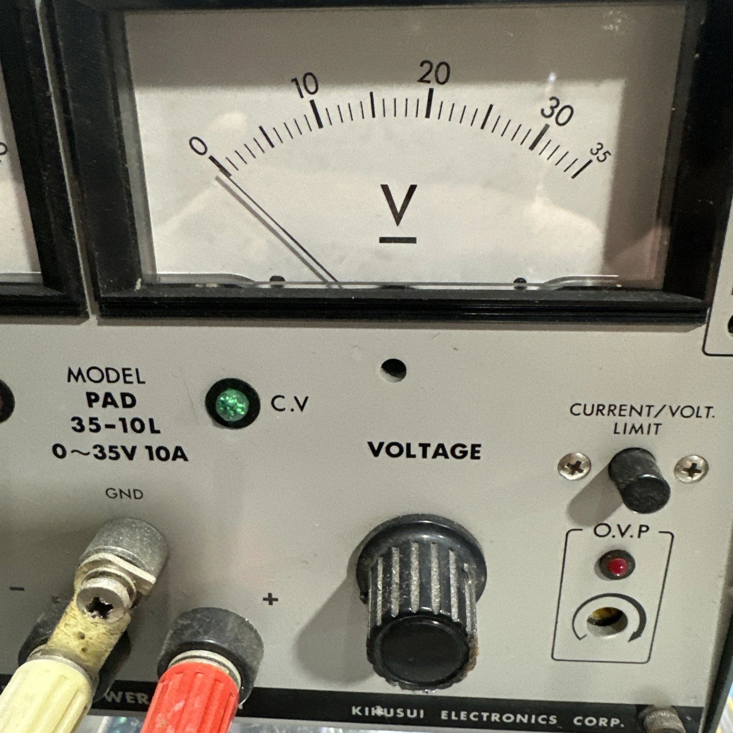 KIKUSUI Electronics PAD 35-20L 0-35V 20A Regulated DC Power Supply Untested