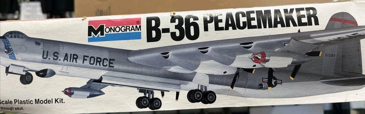 MONOGRAM 1/72 B-36 PEACEMAKER #5703 YEAR 1980 27 1/2 LONG