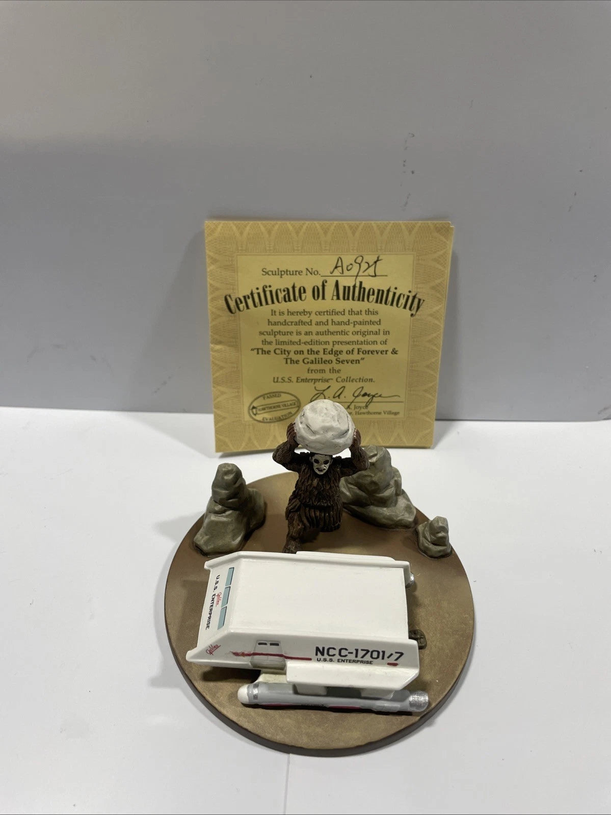 Star Trek Hawthorne The Galileo Seven Figure USA Enterprise Collection W COA