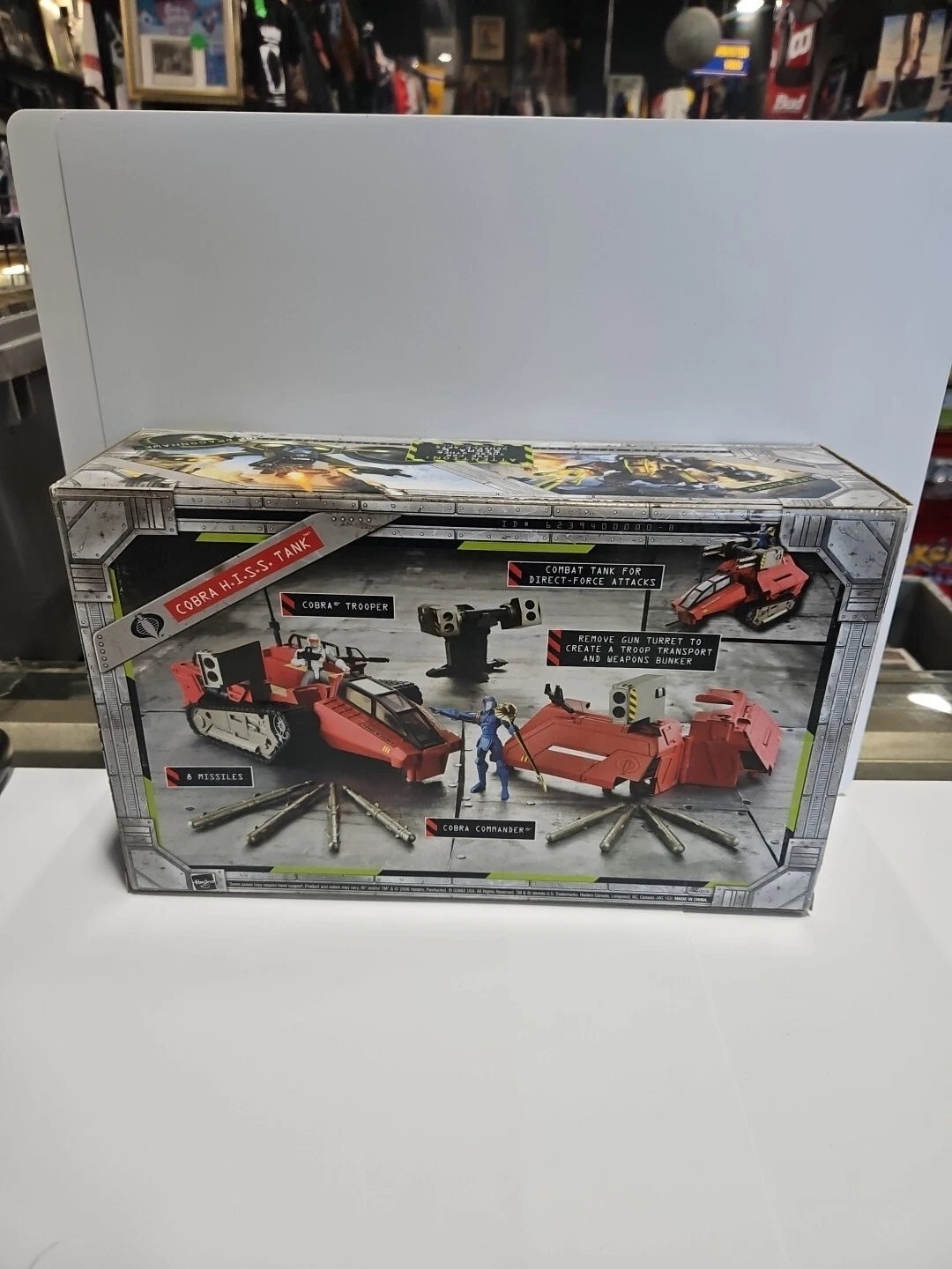 Year 2006 G.I. JOE Sigma 6 Vehicle Set COBRA H.I.S.S. TANK + Commander + Trooper