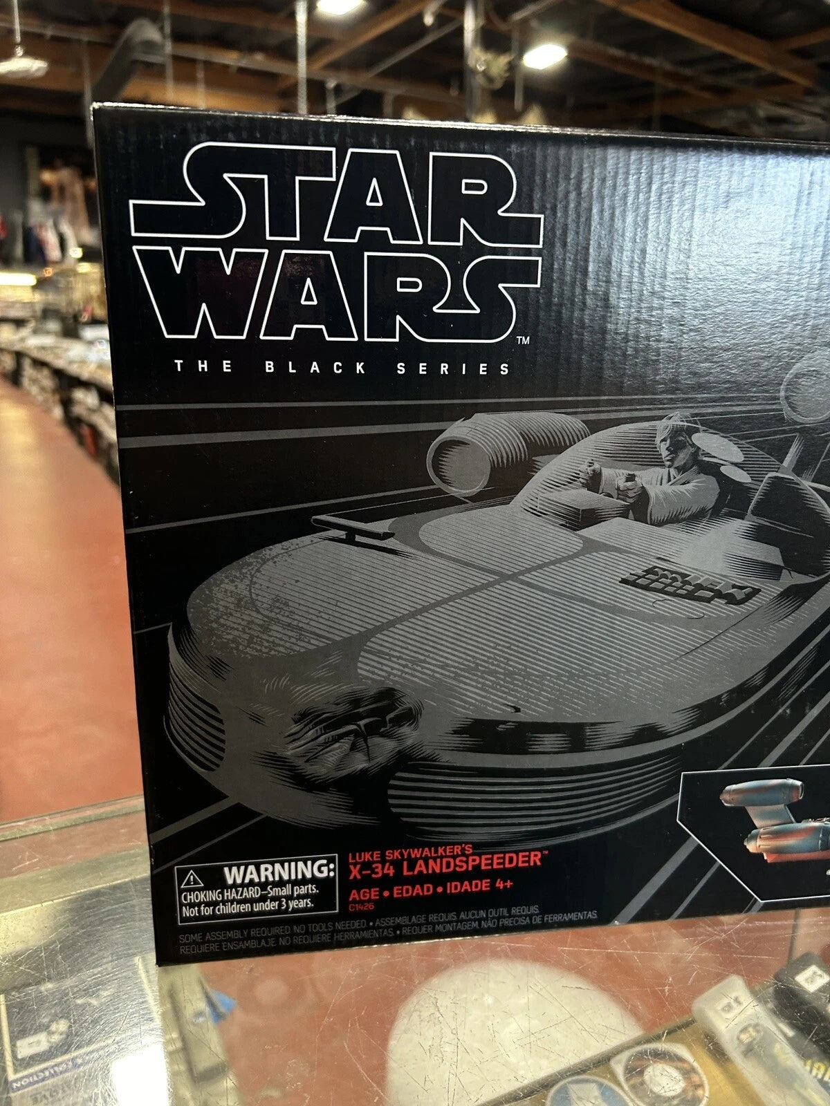 Hasbro Star Wars Black Series Luke Skywalker X-34 Landspeeder & Action Figure