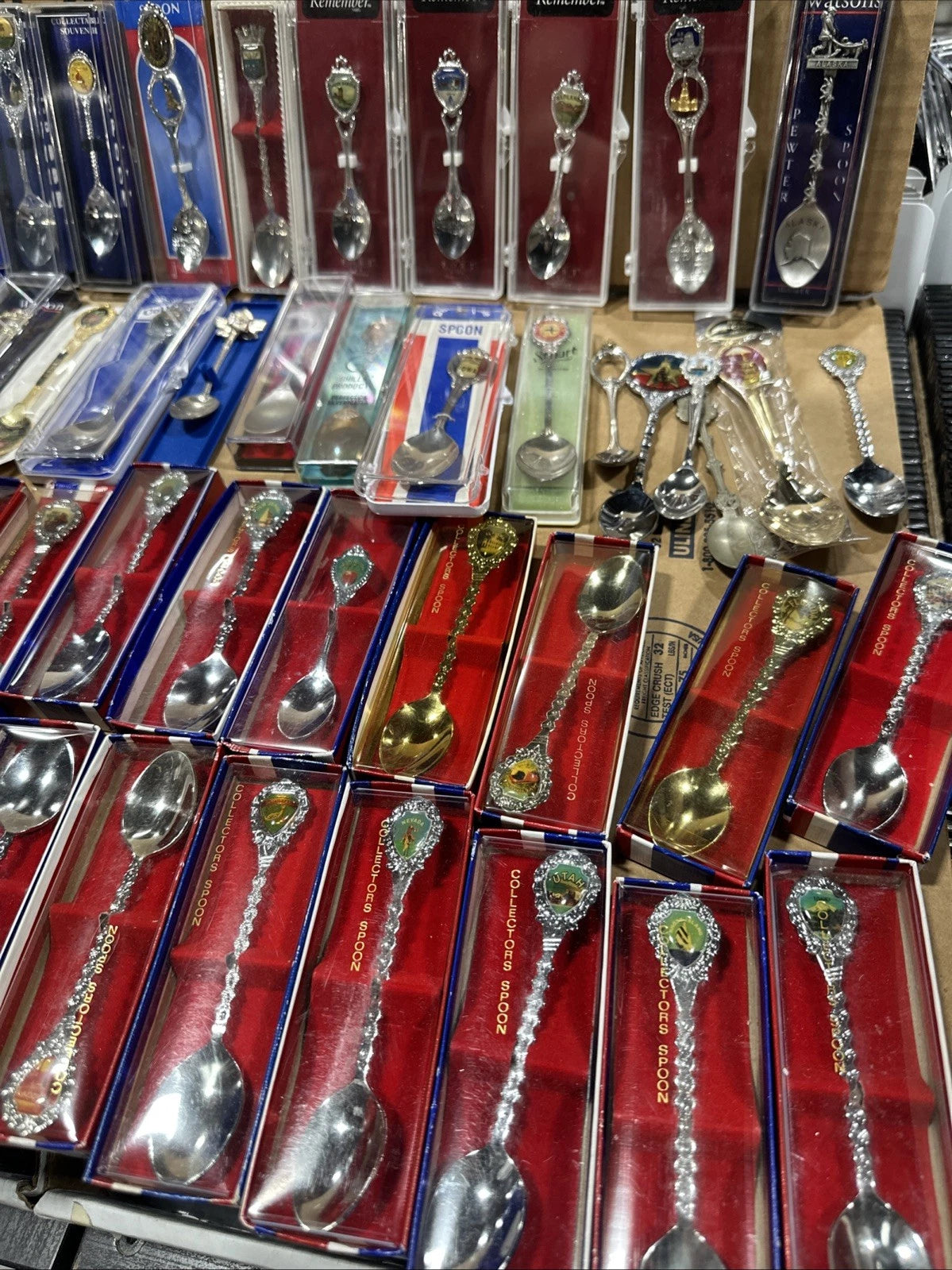 77x SOUVENIR SPOONS FLATWARE SILVERPLATE LOT VINTAGE CRAFT REUSE REPURPOSE