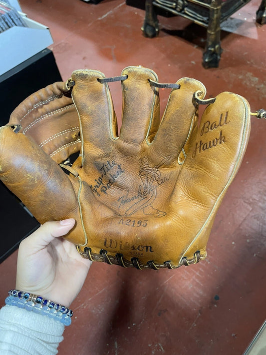 Vintage 1950s Wilson Leather Baseball Glove Mitt Hank Sauer Model