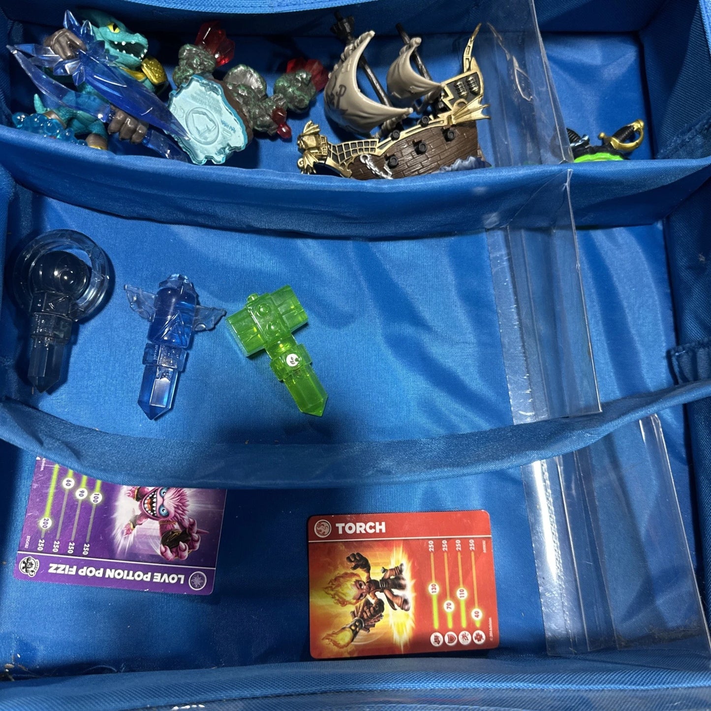 Skylanders Lot Spyros Giants Trap Team 20 Figures With Accessories, Trap, Case