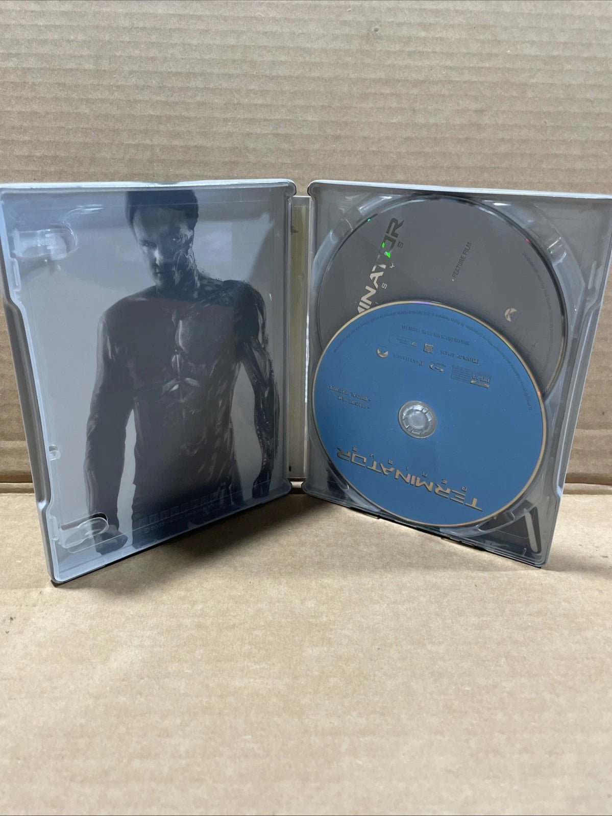 Terminator Genisys (Blu-ray + DVD, 2015, Steelbook) Arnold Schwarzenegger