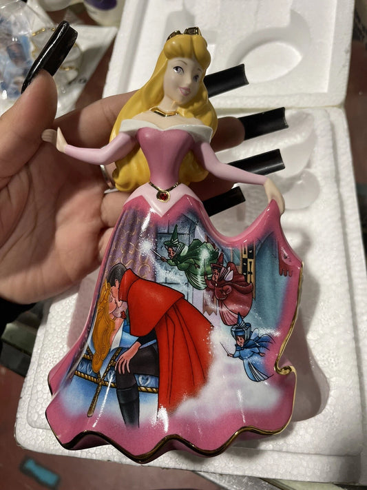 Disney Princess Bell Figure Aurora “Sleeping Beauty's Love” Bradford Editions