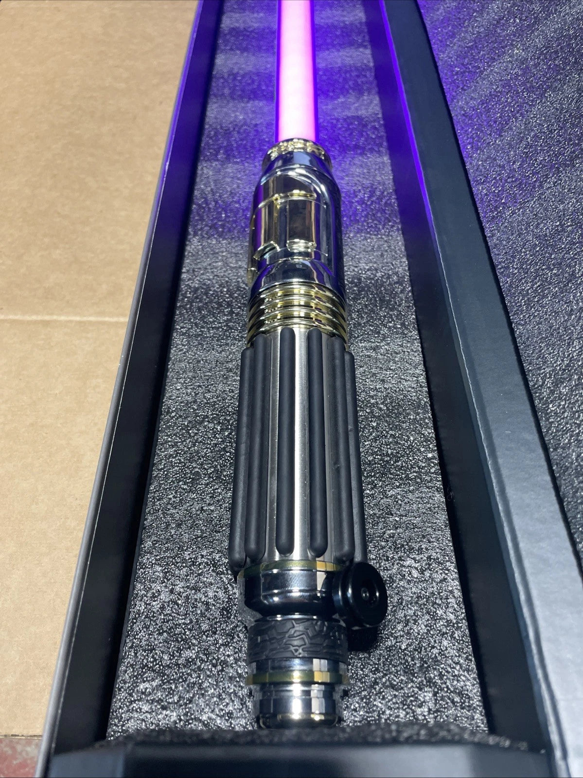 Disney Parks Star Wars Galaxy's Edge Mace Windu Legacy Lightsaber Hilt 26” Blade