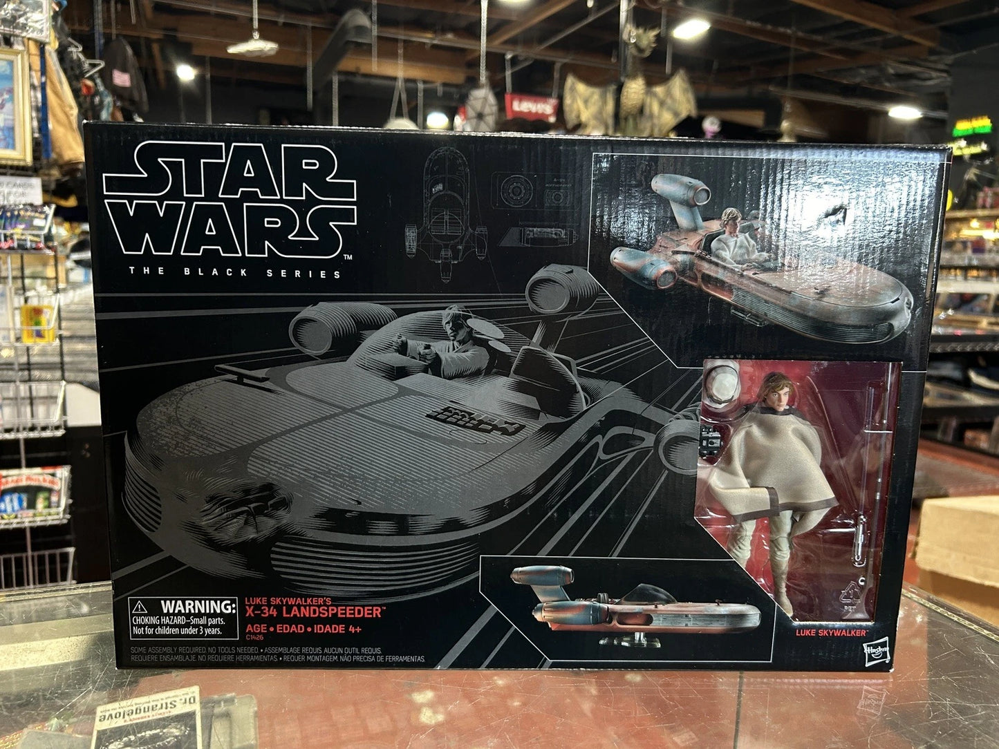 Hasbro Star Wars Black Series Luke Skywalker X-34 Landspeeder & Action Figure