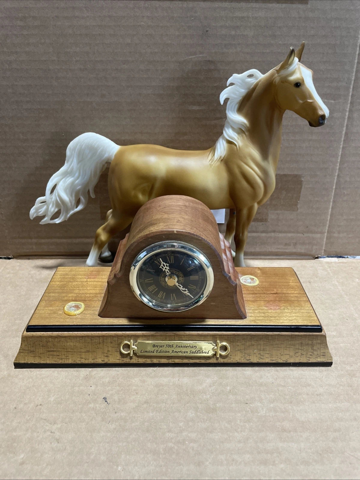 Breyer 50th Anniversary Mantlepiece Clock With #571 Palomino Saddlebred Stallion