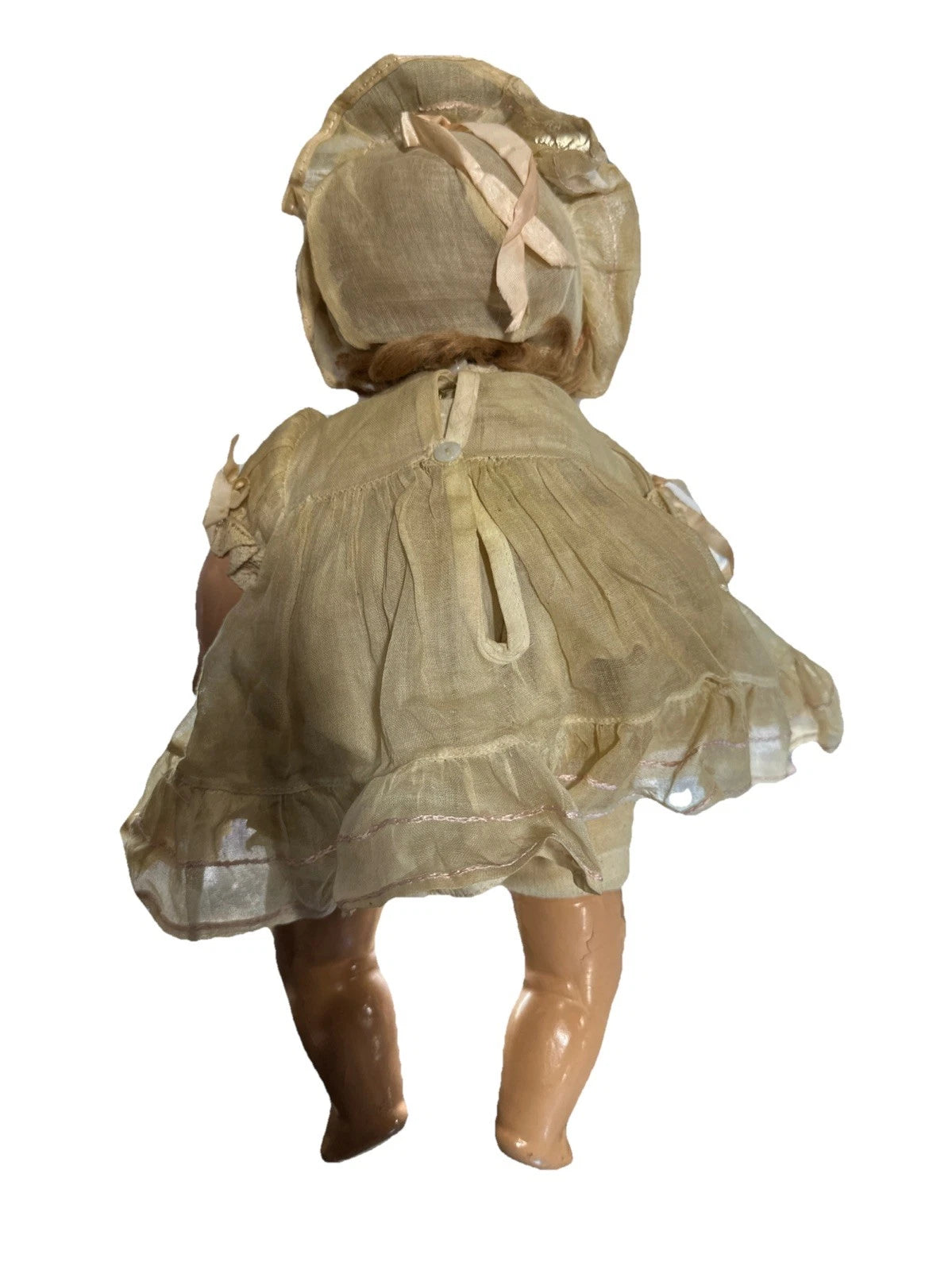 Vintage Composite Doll From 1940s With Bonnet And Dress, Painted Lips With Teeth