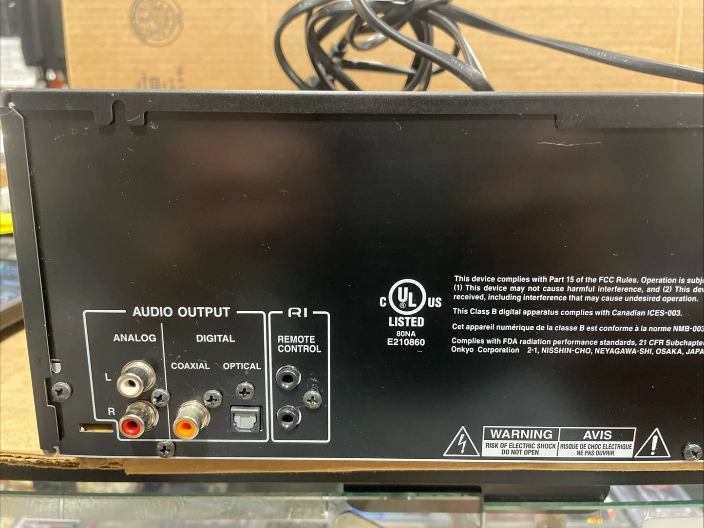 Onkyo DX-C390 6-disc carousel CD changer (Great Condition) Tested
