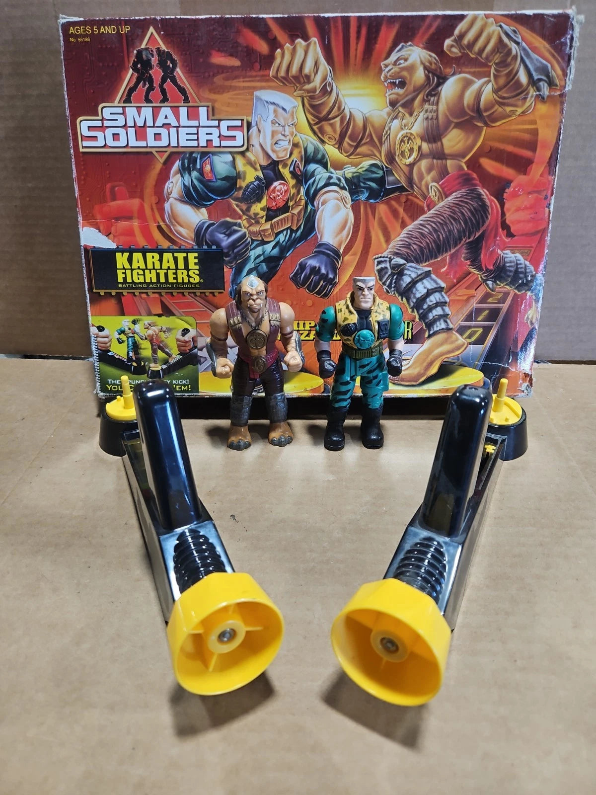 Rare Small Soldiers Karate Fighters Chip Hazard Vs Archer Pre-Owned