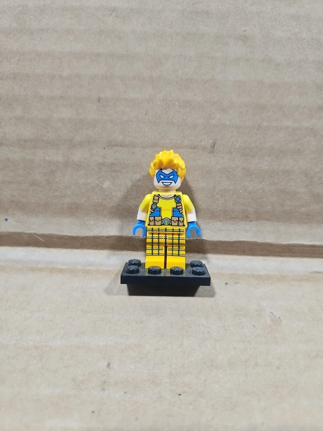Lego DC Super Heroes Trickster Minifigure SH210
