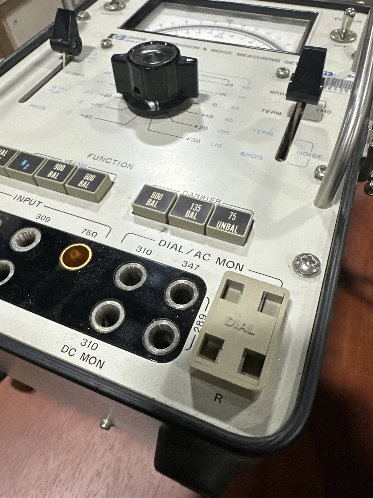 HEWLETT PACKARD TRANSMISSION AND NOISE MEASURING SET P/N: 3555B FOR PARTS