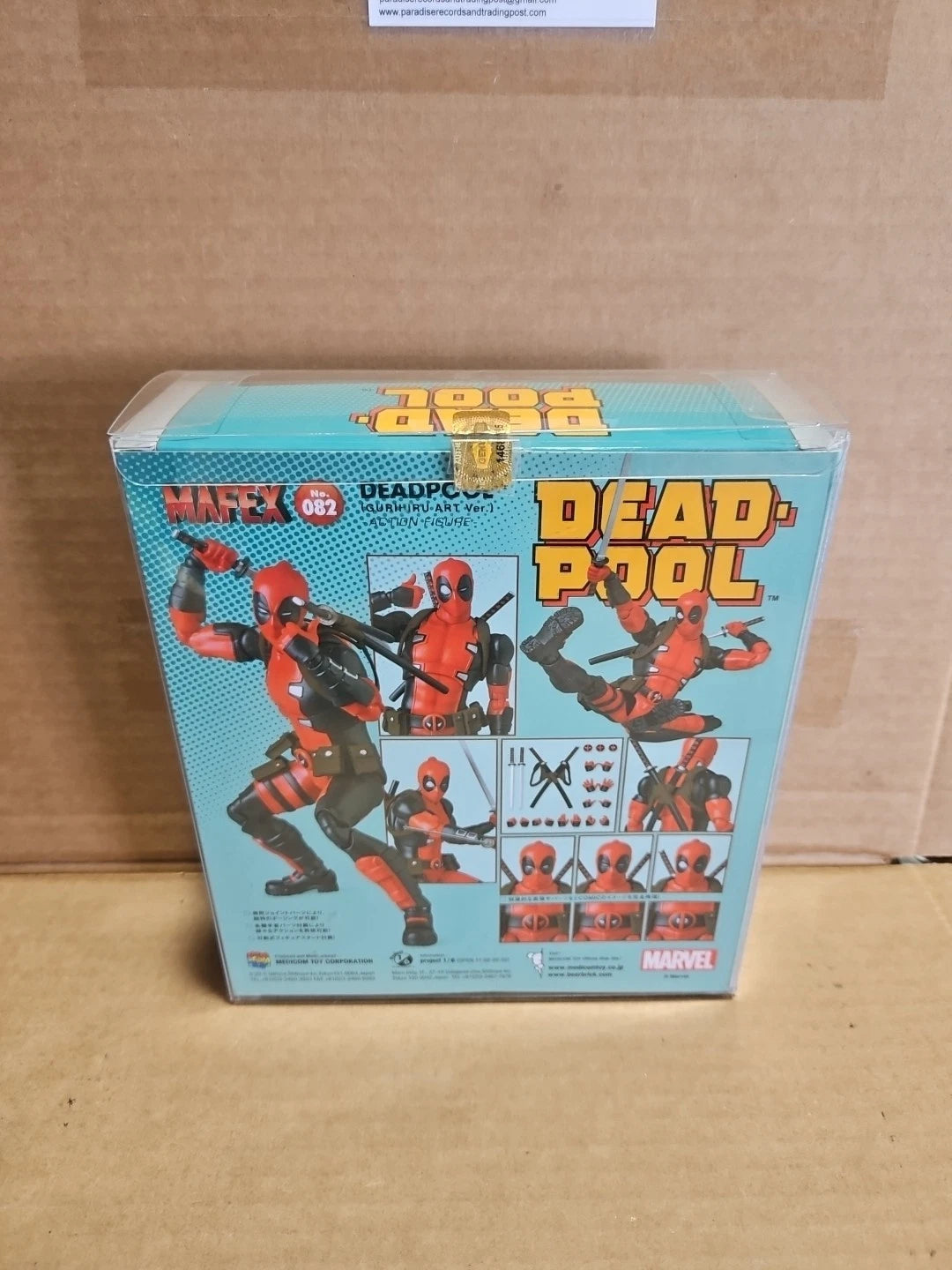 MAFEX No.082 DEADPOOL GURIHIRU ART Ver. Action Figure W Protector