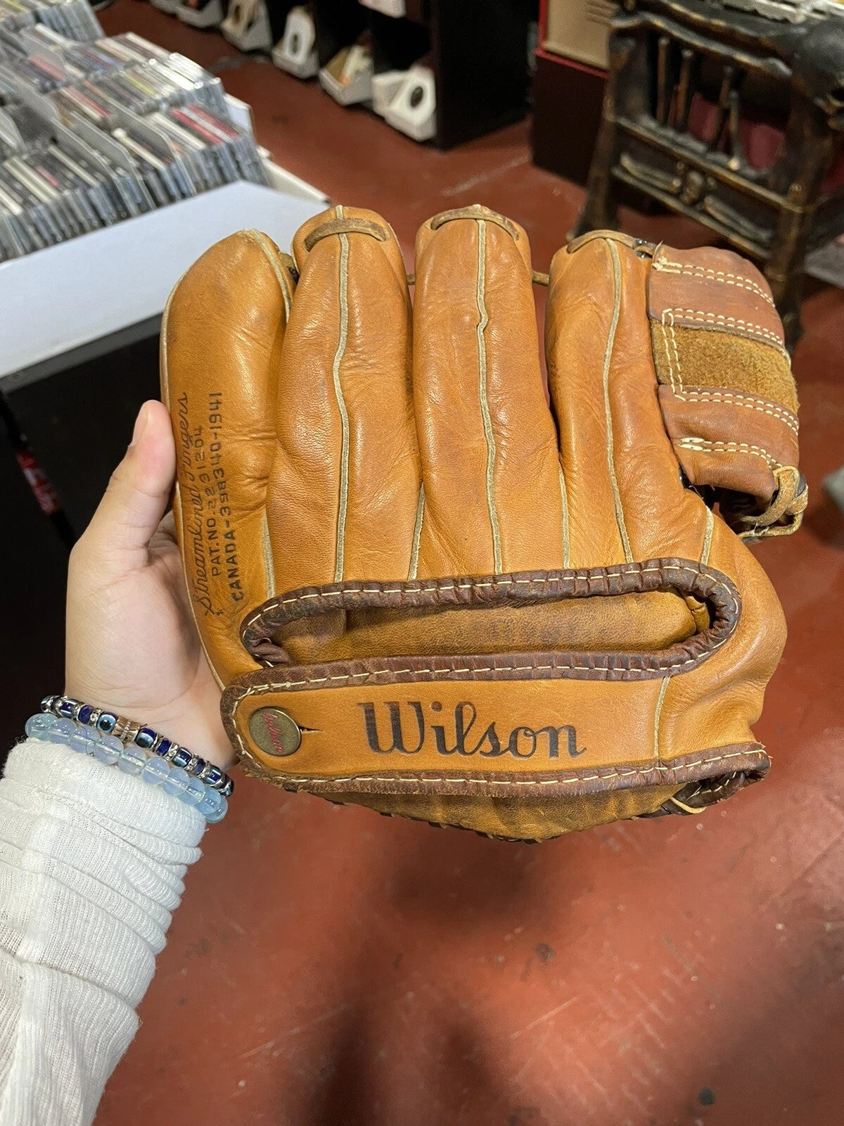 Vintage 1950s Wilson Leather Baseball Glove Mitt Hank Sauer Model