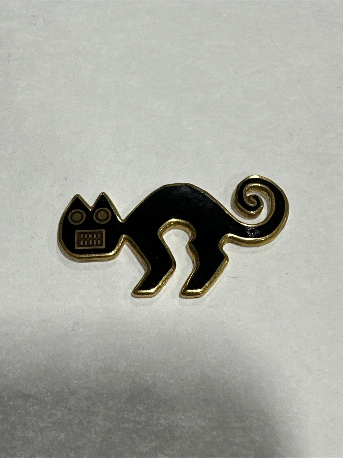 MMA Metropolitan Museum Of Art Black Enamel Cat Brooch Pin, Back Missing