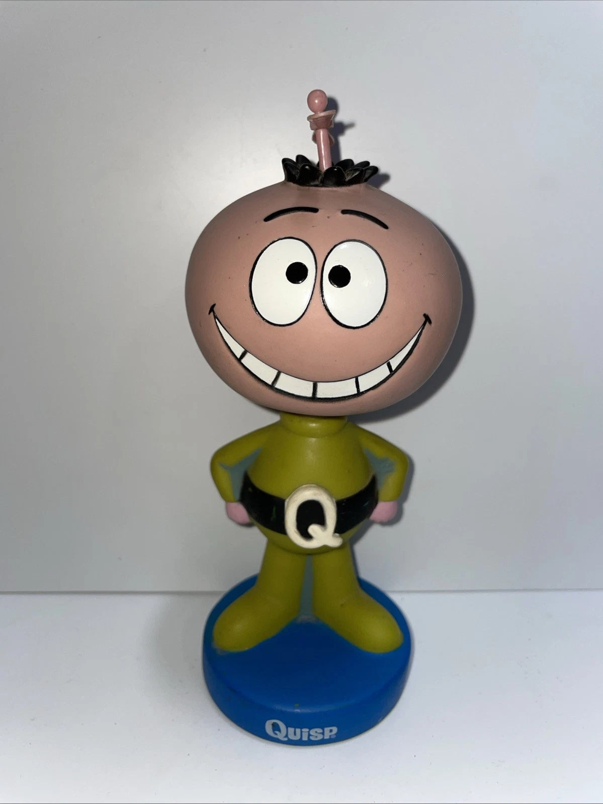 2001 Retired Official Collectible FUNKO Bobblehead QUISP Wacky Wobbler