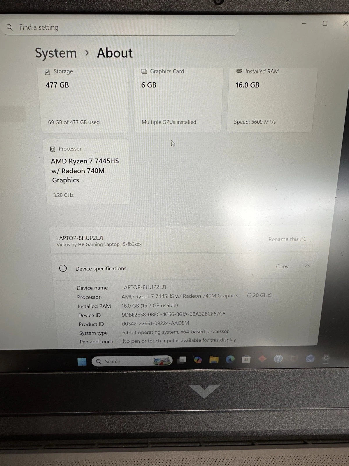 HP Victus 15.6 144Hz Gaming Laptop Ryzen 7 7445HS 16GB -RTX 4050-512GB Bundle