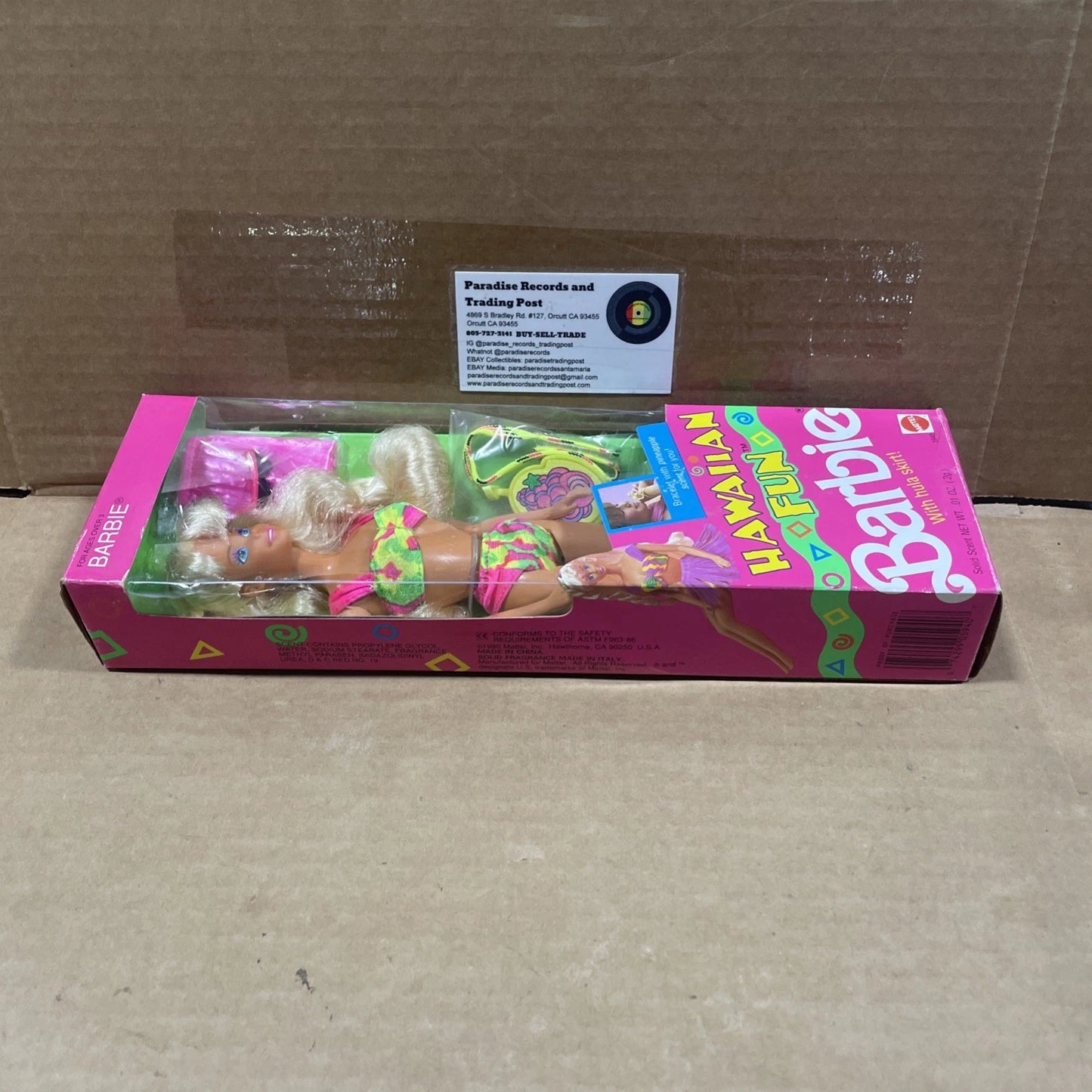 1990 Hawaiian Fun Barbie w/Hula Skirt & Pineapple Scent Bracelet New In Box HTF