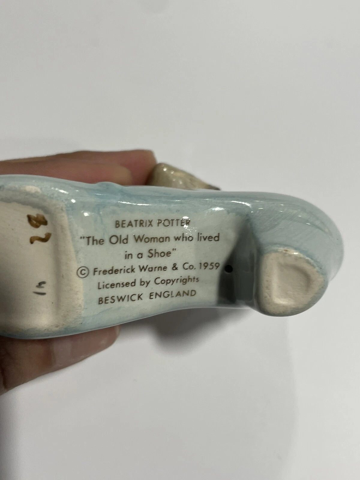 Beatrix Potter’s The Old Woman Who Lived In A Shoe 1959 Beswick England Ceramic