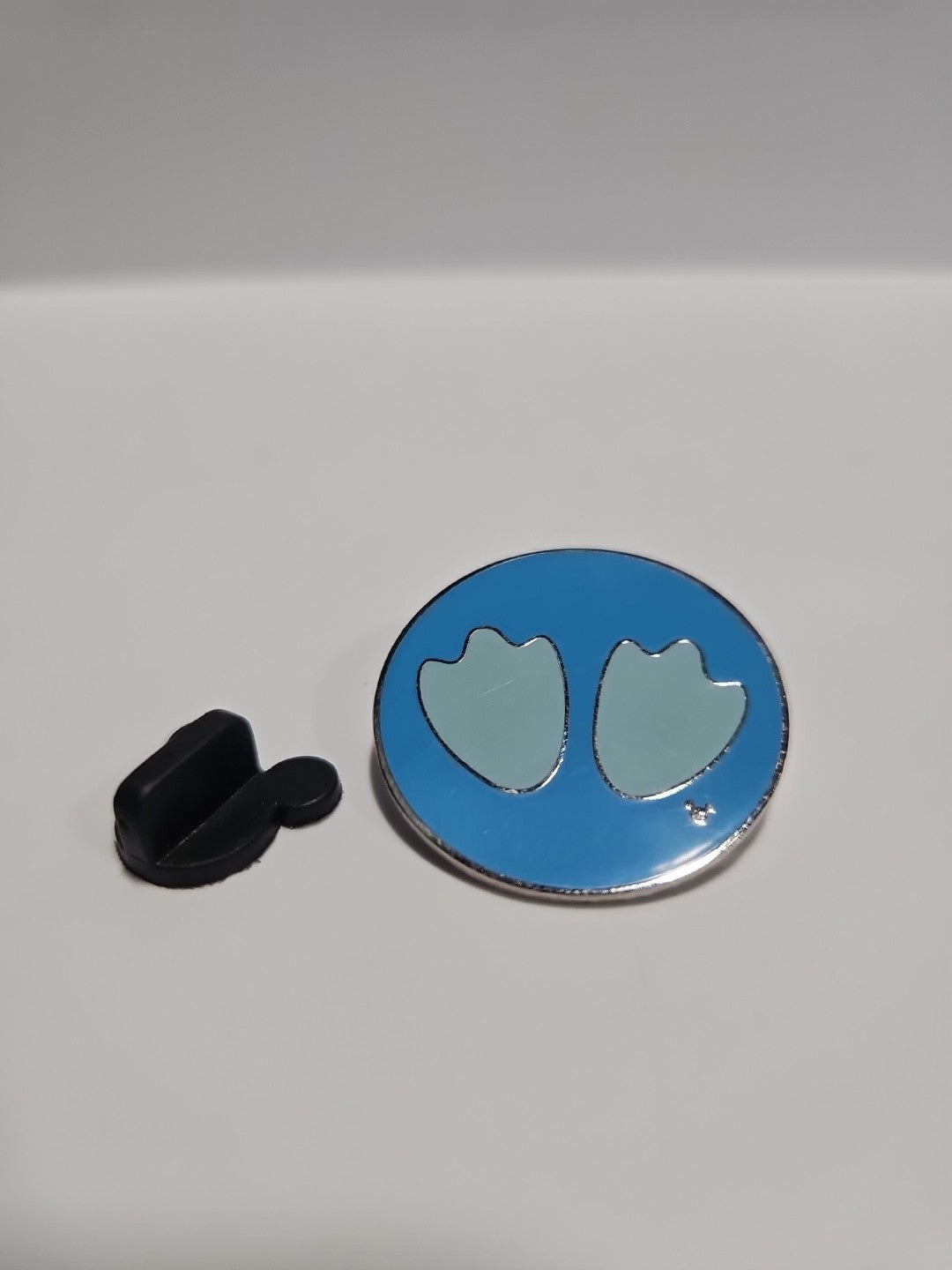 2007 Official Pin Trading Donald Duck Feet Disney Hidden Mickey Pin 4 Of 4 Pin