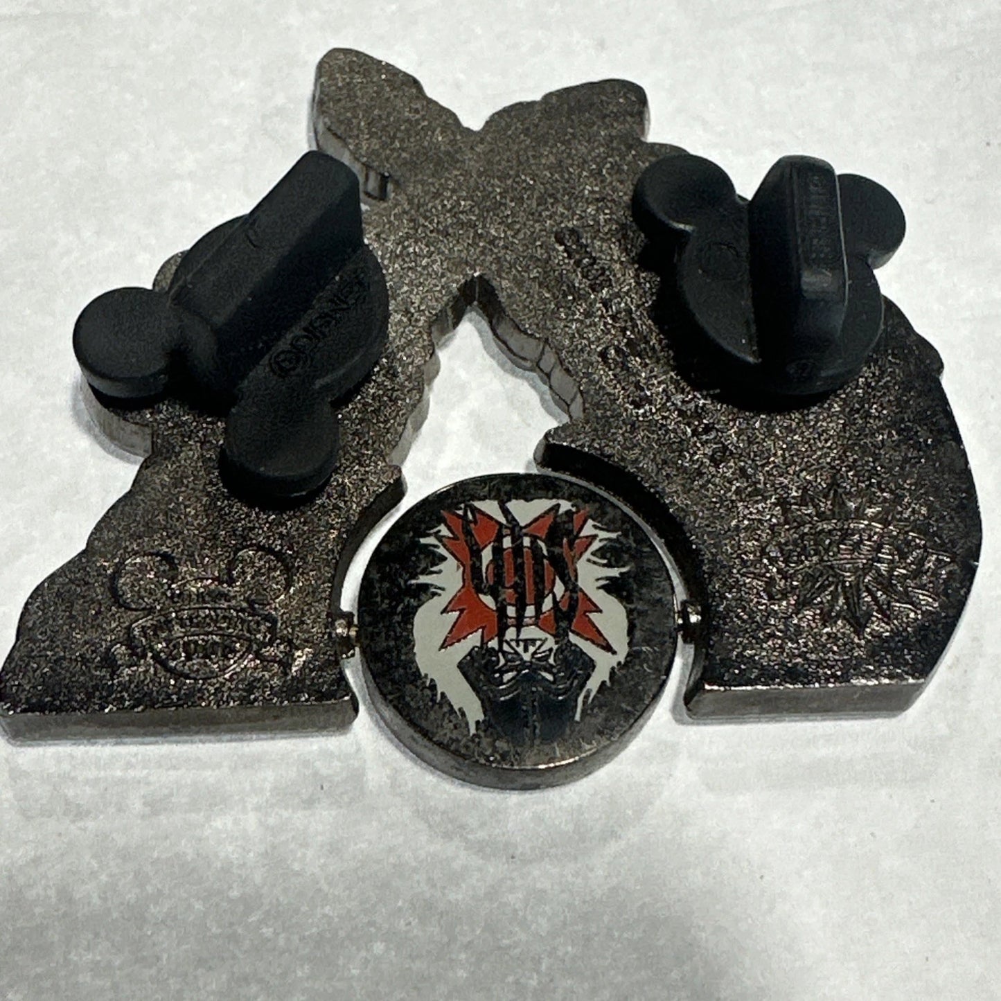 Disney Mickey vs. Darth Vader Jedi Sith Star Wars 2008 Spinner Pin PP62447