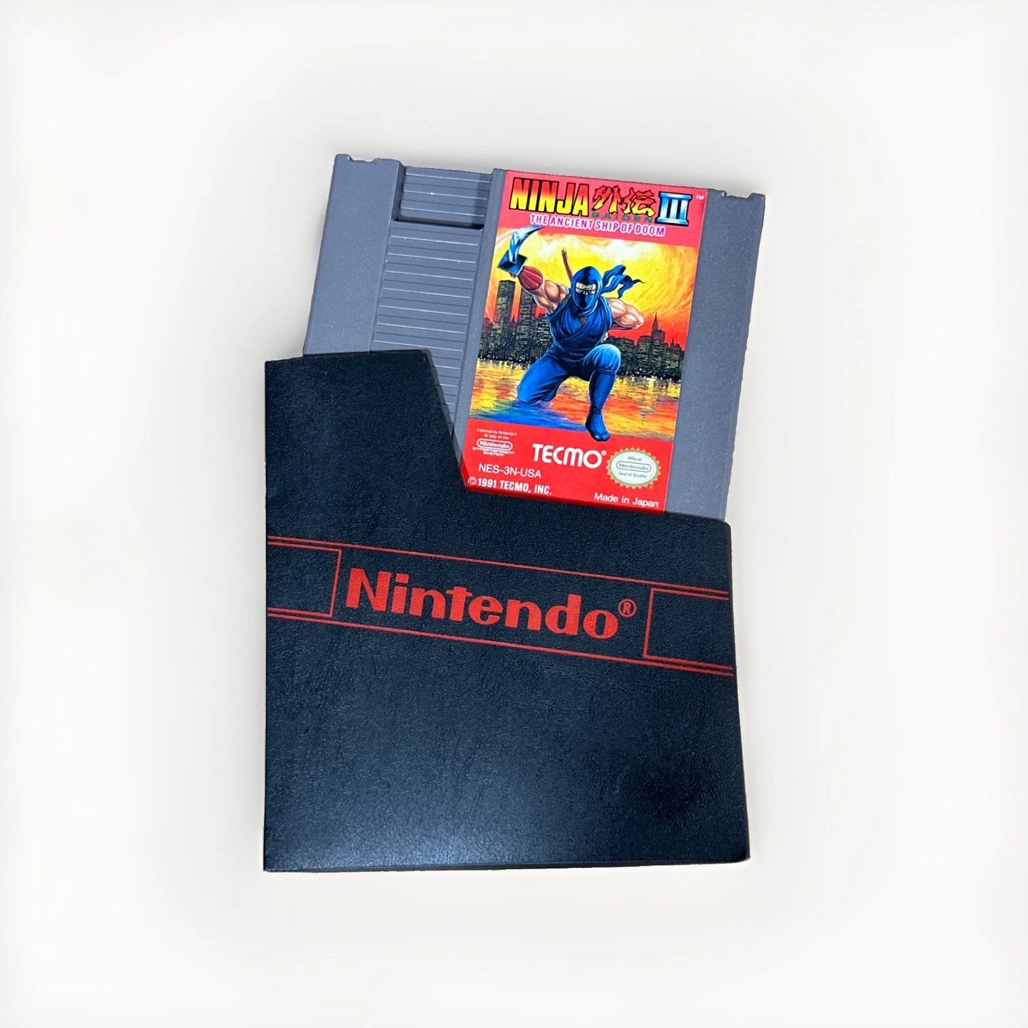 RARE - Ninja Gaiden III: The Ancient Ship of Doom + Nintendo Sleeve NES