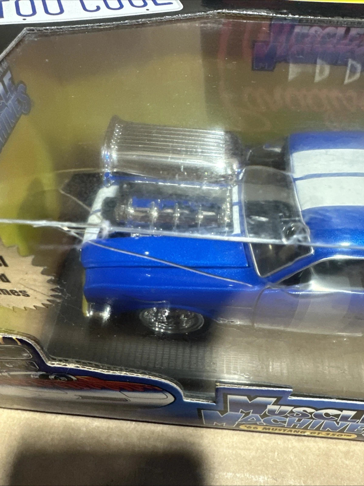 Muscle Machines 1:24 Scale - 1970 Olds Cutlass 442 (2004)