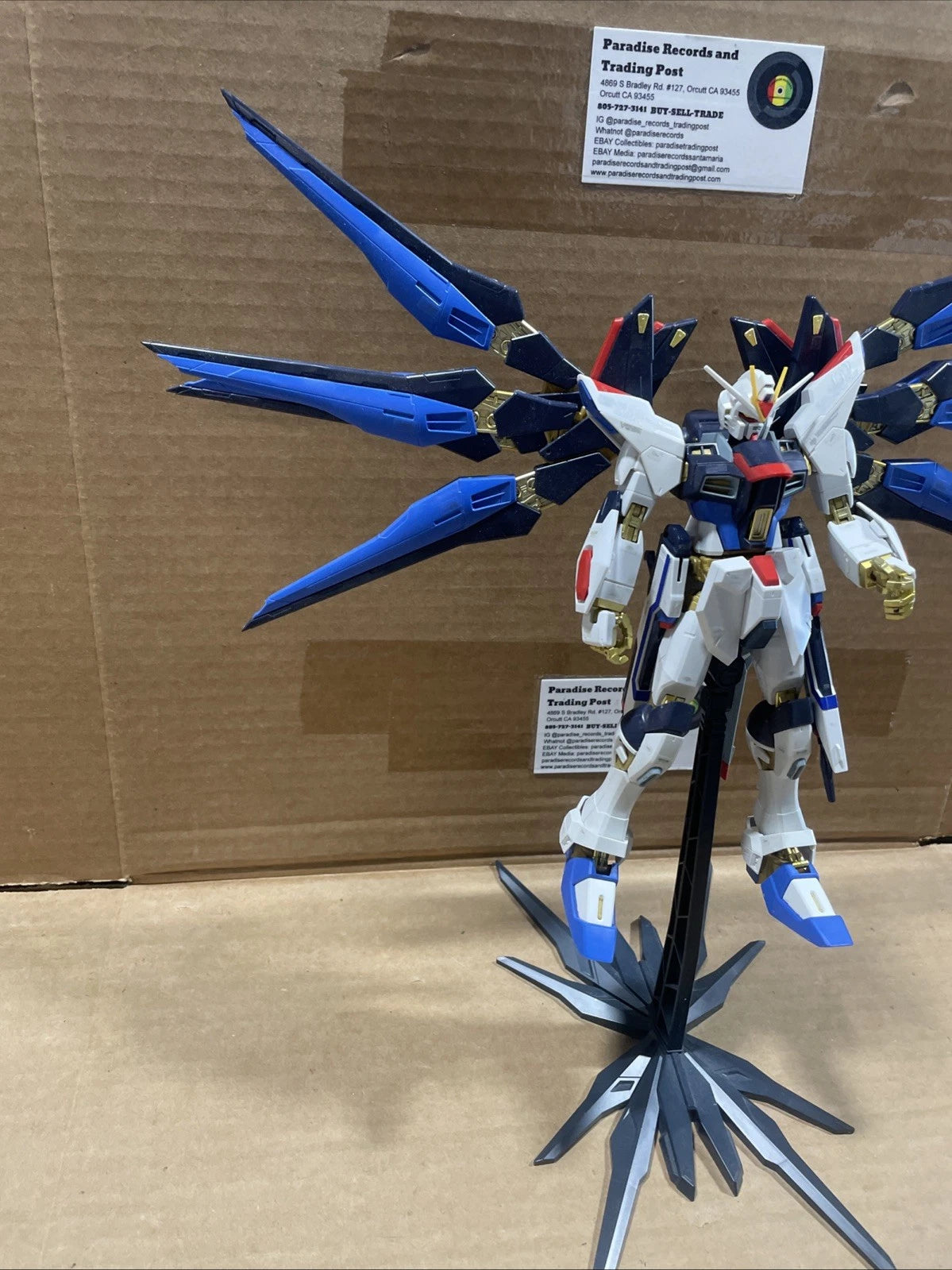 Bandai Strike Freedom Gundam built Model Kit Figure with Stand No Box No Manual