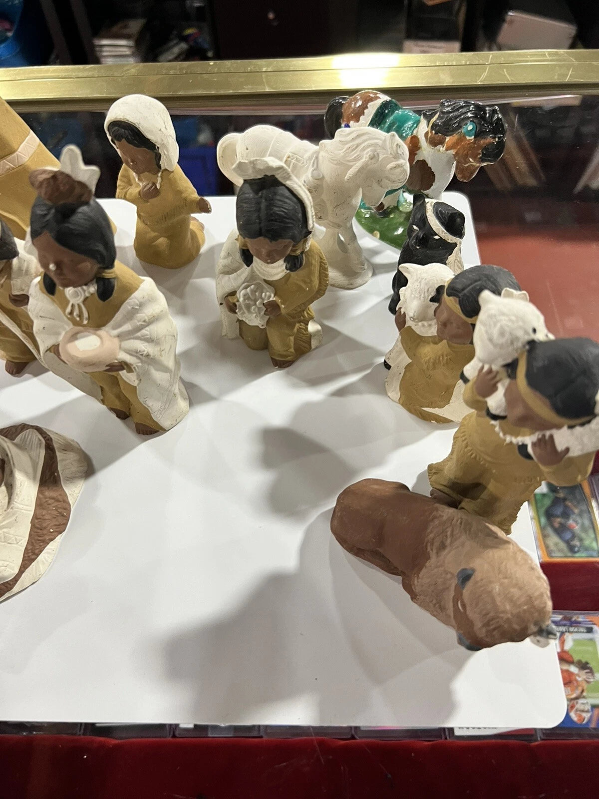 VTG Lot Of 15 Ceramic Native American Figure Set With Animals