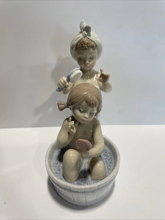 LLADRO BATHING BEAUTIES #6457 RETIRED Rare Vintage