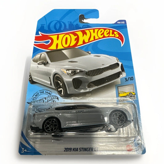 Hot Wheels Factory Fresh 3/10 2019 Kia Stinger GT 198/250 Gray