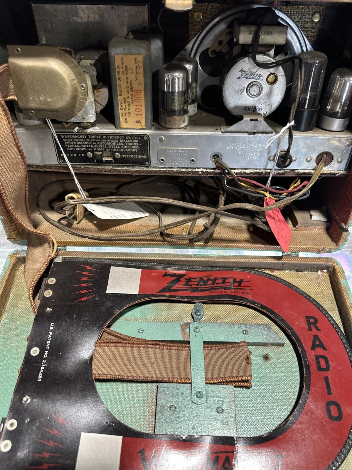 ZENITH MODEL 6G501M LONG DISTANCE WITH WAVEMAGNET RADIO as is parts only