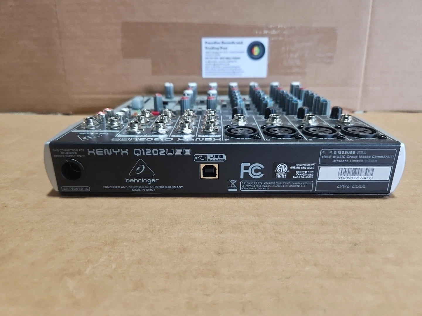 Behringer Xenyx Q1202USB 12-Input Mixer with Power Adapter No Box