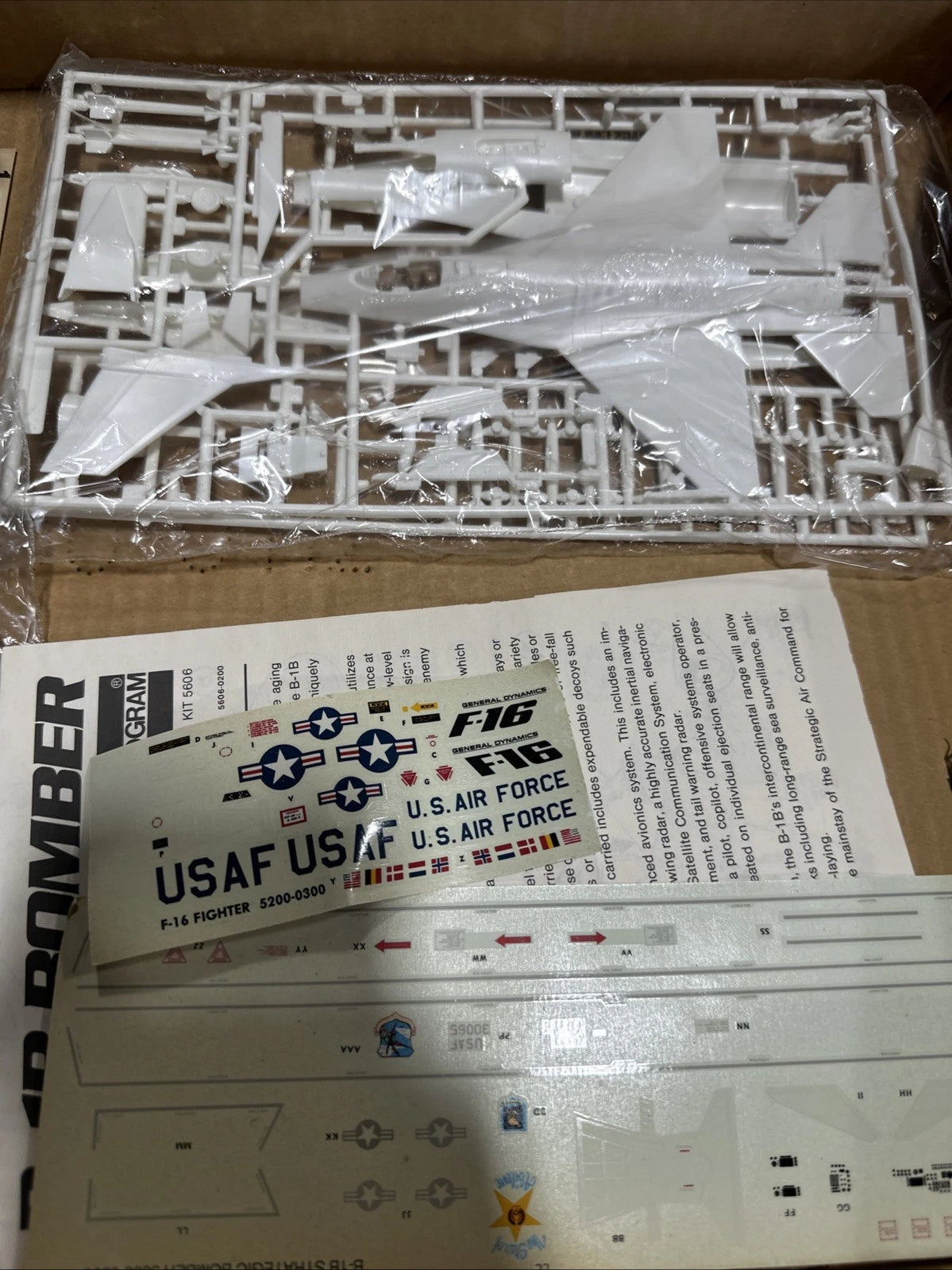 Lot Monogram Airplane Kits B-1B Bomber F-16 1:72 1:48 Unassembled