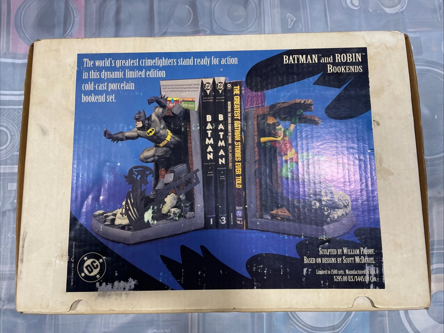 BATMAN AND ROBIN BOOKENDS PORCELAIN STATUE SET BY WILLIAM PAQUET
