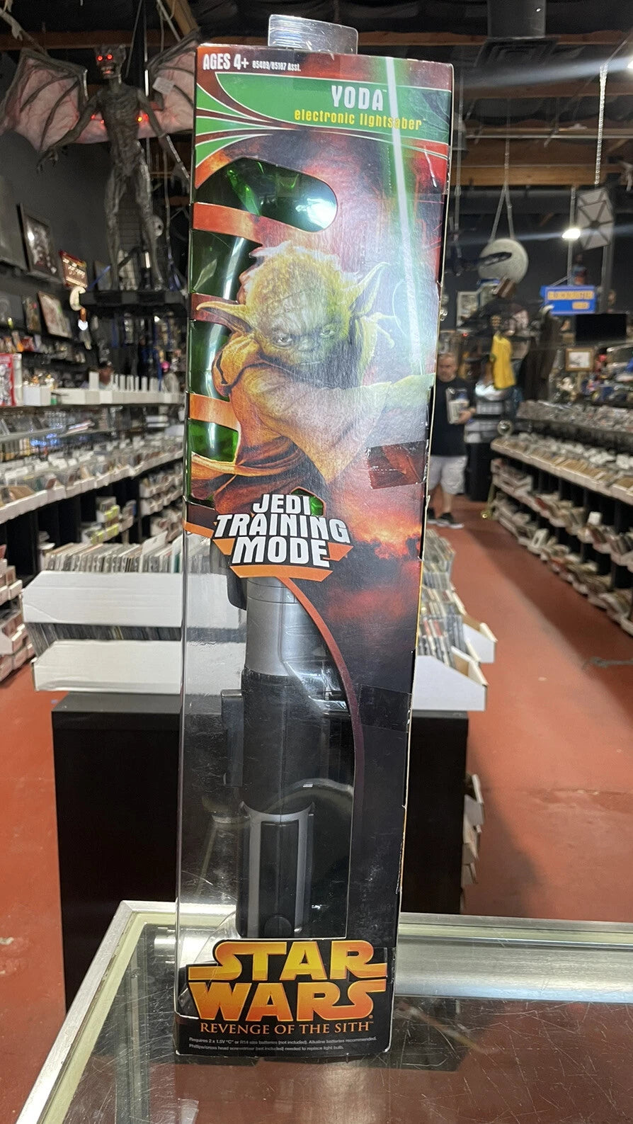 2005 Star Wars Revenge of the Sith Yoda Electronic Lightsaber
