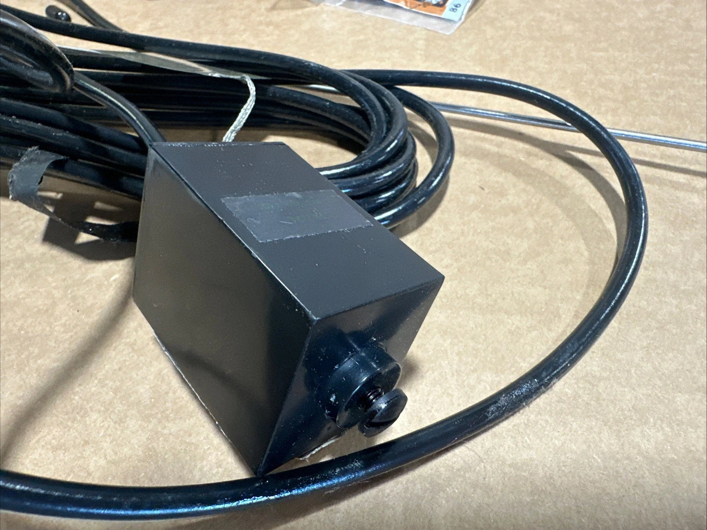 Antenna Specialists ap.151.3g on glass 144-174 mhz 3 db gain antenna