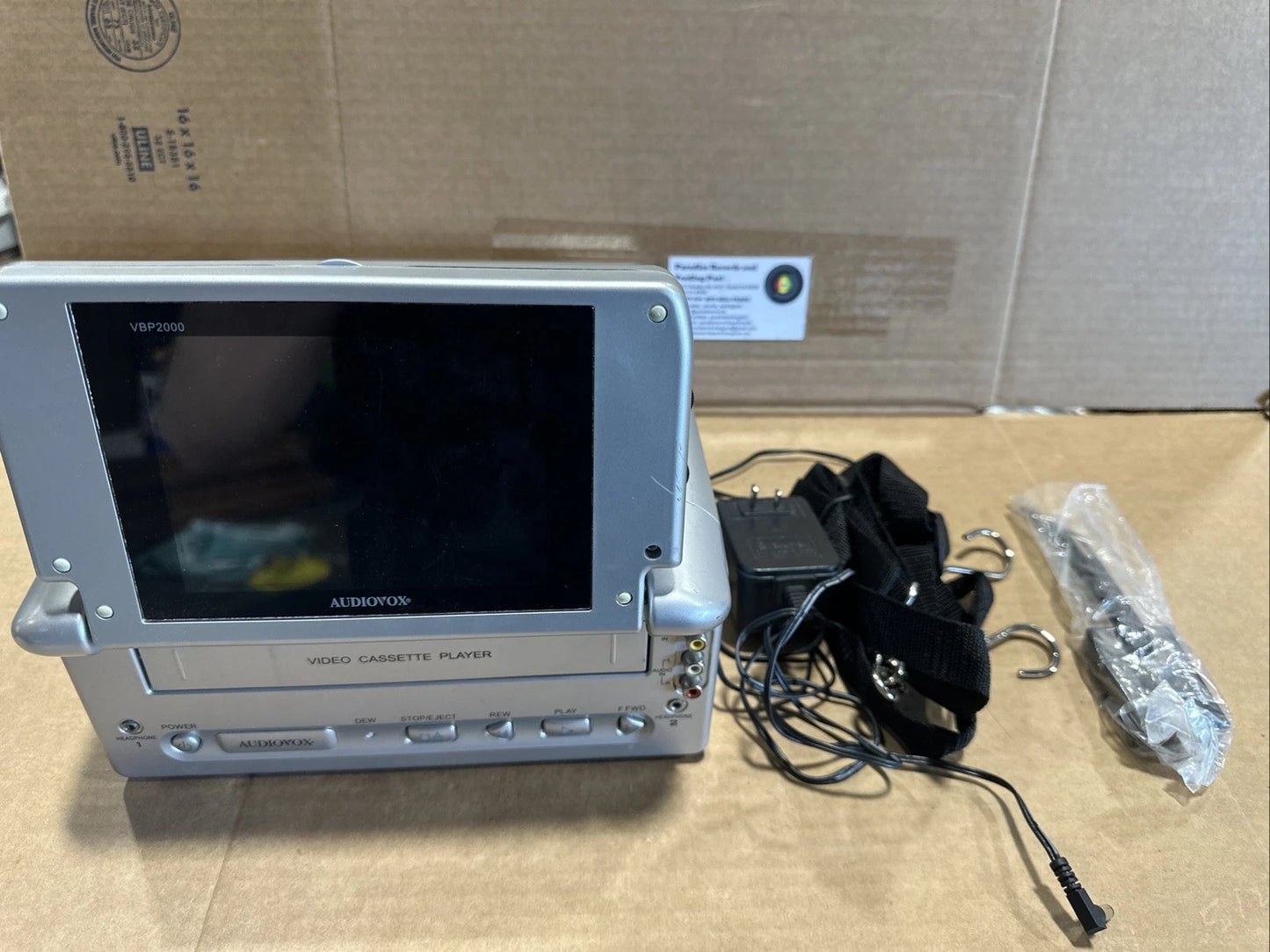 AudioVOX VBP2000 Portable VHS Player LCD Monitor Console Parts Not Working